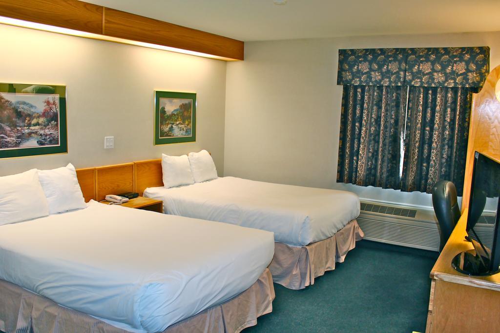 Canadas Best Value Inn Langley/Vancouver Экстерьер фото